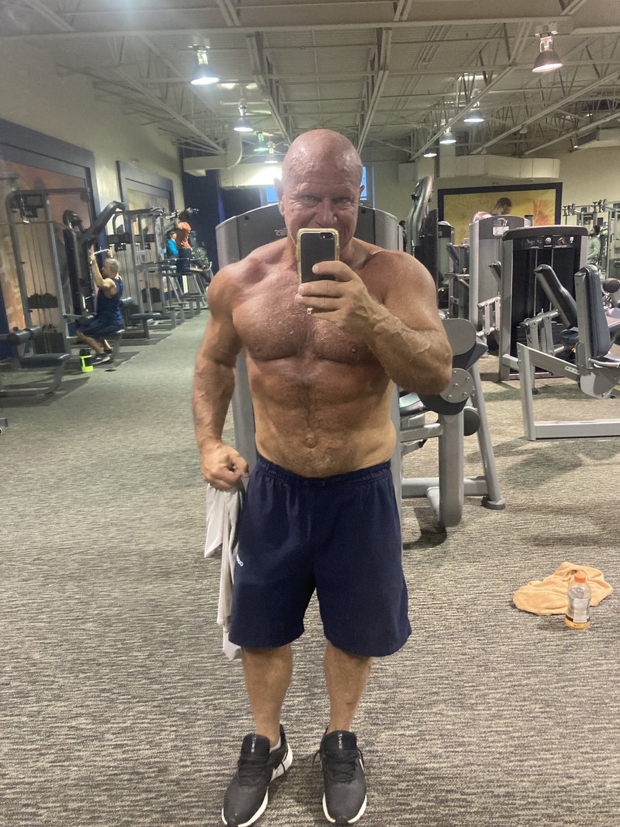 Wayne23801460's tweet photo. Everyday is worth a try like every moment or second but that’s your call so if it’s a wake up call well just keep going cause it’s your life n your Fkn control;) Stay strong 💪 n Beautiful inside n out https://t.co/MYyTFgcvA8
