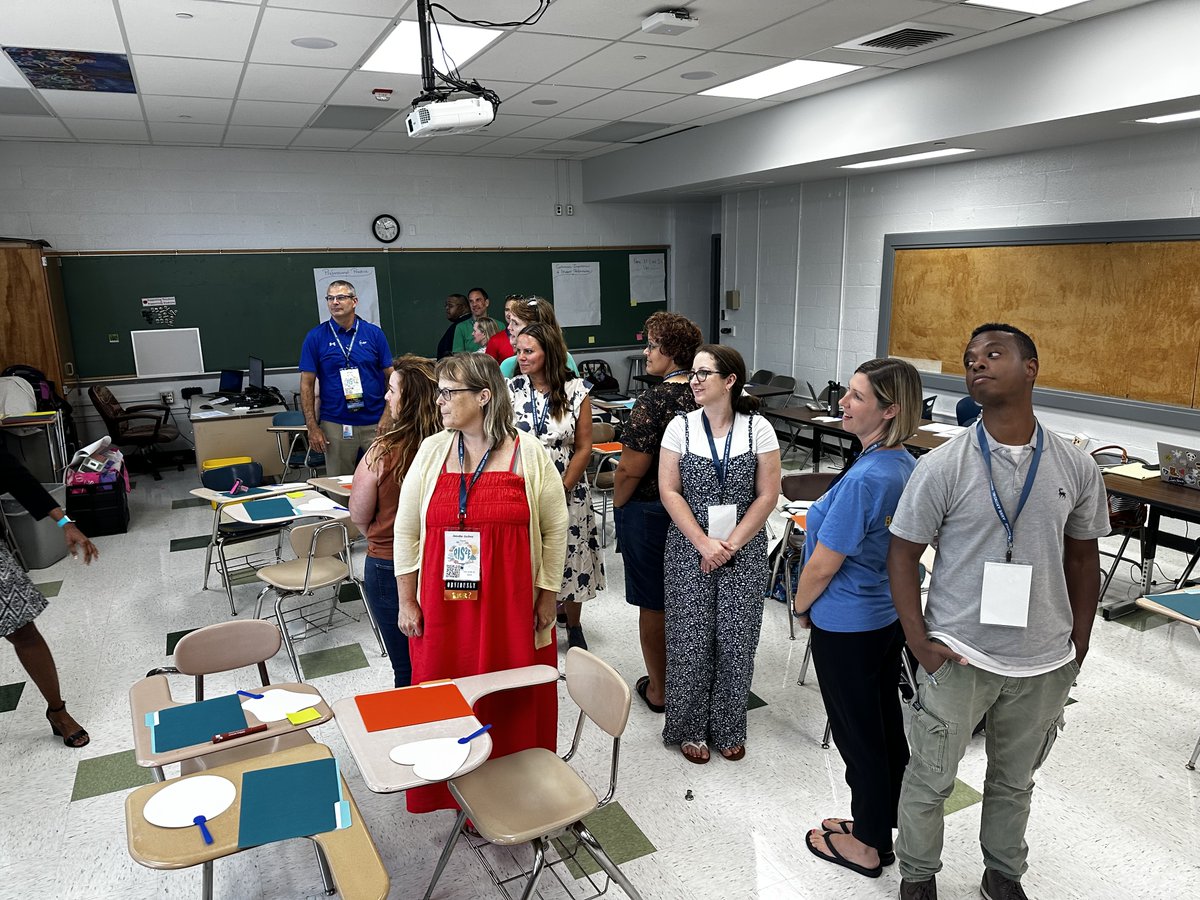 R2CP Leaders tweet media
