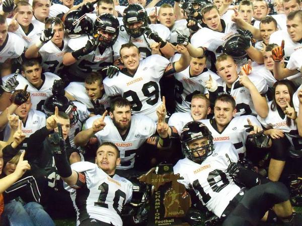 2013 State Championship team picture.