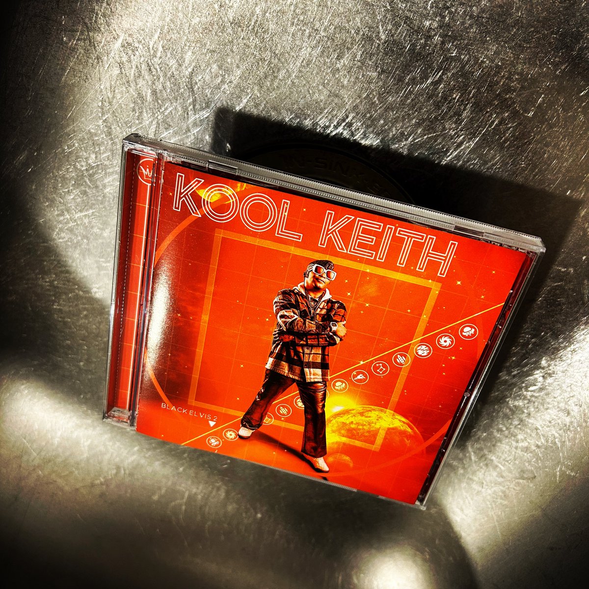 Kool Keith - Black Elvis 2
#intro #max #elvis #firstcopy #kindergarten #adults #theformula #black #presley #all #marvel #withoutmyculture #feelinme #love #infringement #spacemountain #roaddog #machinery #worldspin #cliftonsrevenge #blackelvis2 #koolkeith #hiphopgods