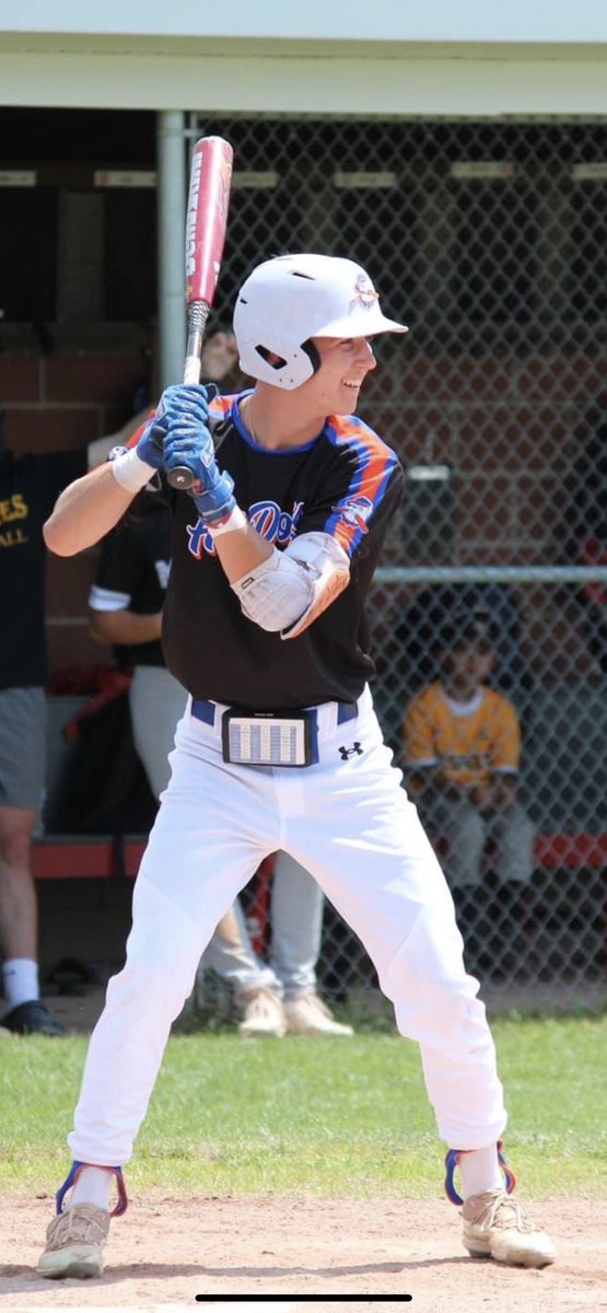 HitDogs_23s24s's tweet photo. 2024 Landen Moore (OF)
@LandenMoore06 
(586) 404-0563

Landen has a top of the lineup type bat with both contact and pop. Solid outfielder with plus speed. 
@PBR_Uncommitted @PG_Uncommitted https://t.co/ny3yvUoOIz