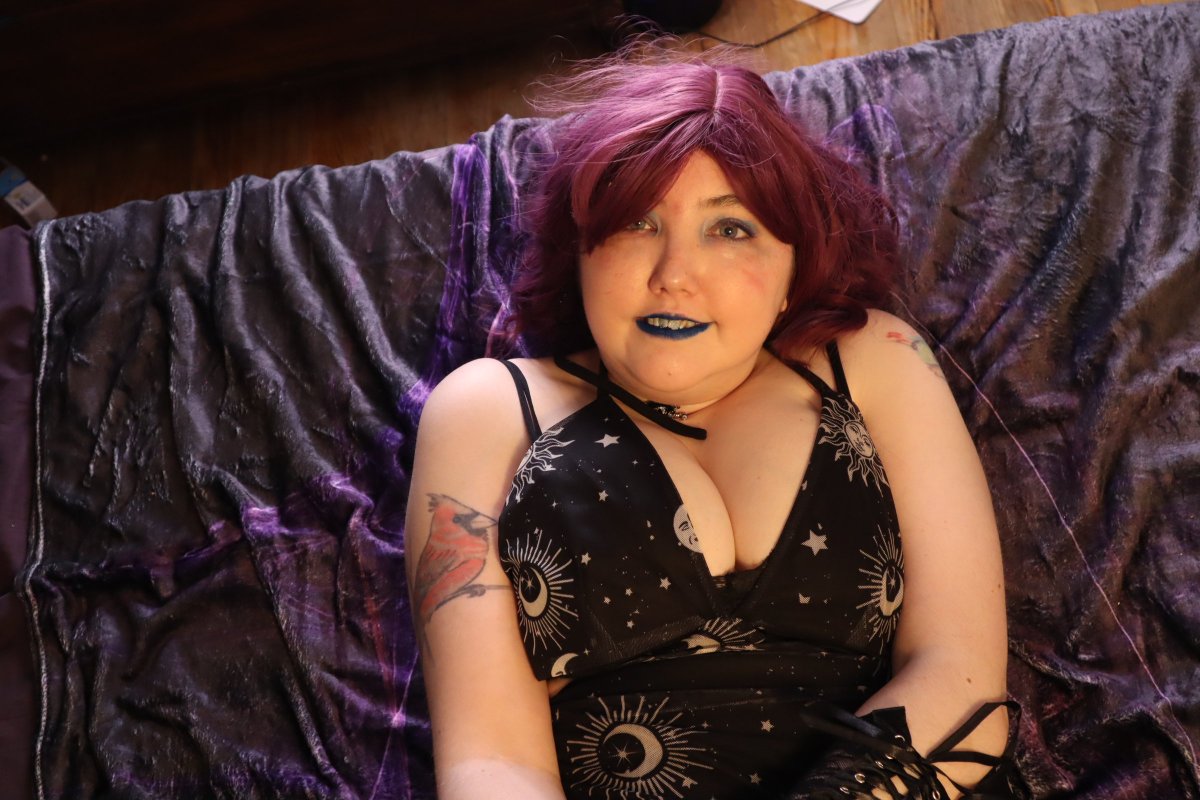 Content from darkdelightswithviolet