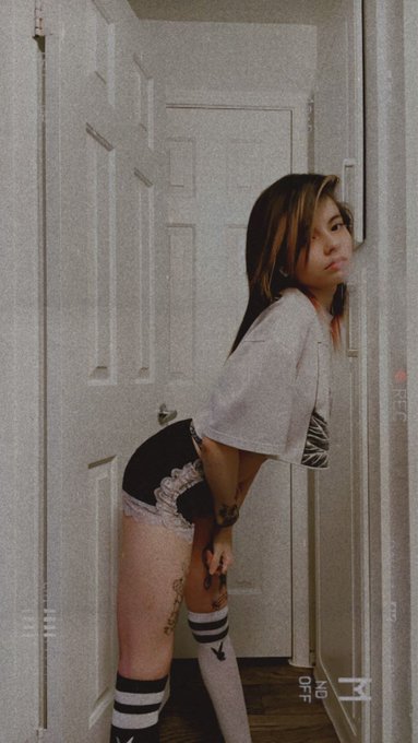 The quiet type 😶❤️ https://t.co/5ICP2cj3Ro