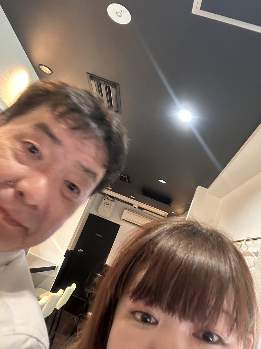 a12345ayu's tweet photo. #朝ラー
#kiniro
#kiniroAsterisk
#あっさり
#とよつねさん
#おひさ〜
#1番に並んでたね(笑) https://t.co/W8M1wm4Y3I