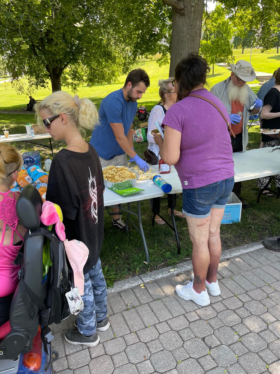 thresholdmin's tweet photo. Celebrate with us!🥳
Jesus said “For the Son of Man came to seek and to save the lost.”
Street Hope Peterborough had an excellent outreach event in Victoria Park!
Not only did they have the opportunity to feed people but were able to share the love of Jesus with many!
#Jesus https://t.co/Jogh9ntY6F
