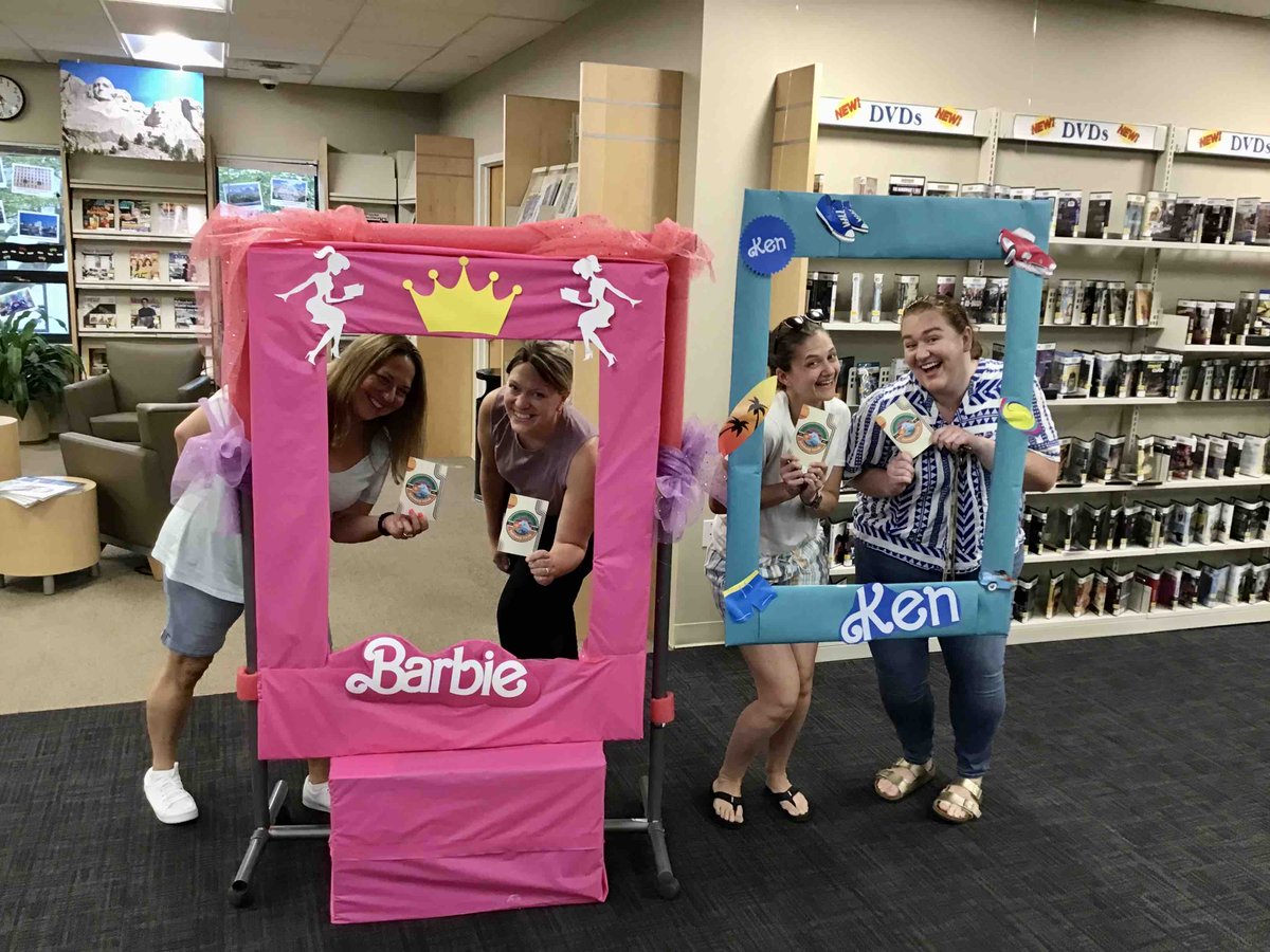 HauppaugePL's tweet image. Library Summer Tour Fun!  This group of librarians came in to get their booklets stamped and snapped a fun photo while they were here! #HauppaugeLibrary #SuffolkLibraryTour #SummerLibraryTour23