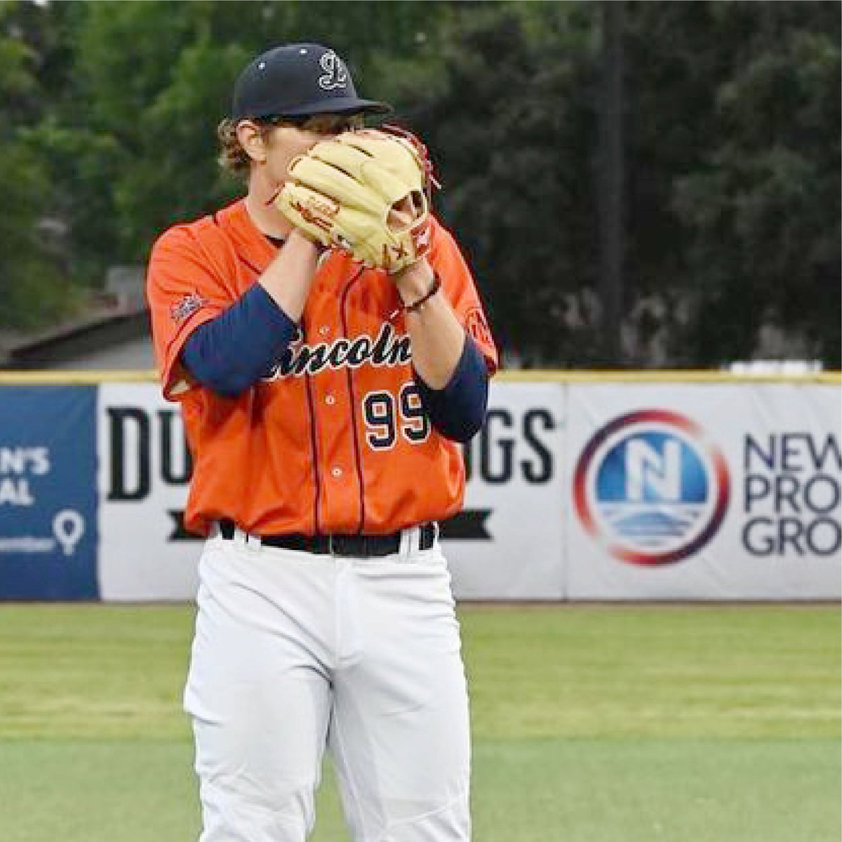 𝟐𝟎𝟐𝟑 𝐂𝐂𝐋 𝐍𝐨𝐫𝐭𝐡 𝐏𝐥𝐚𝐲𝐞𝐫𝐬 𝐨𝐟 𝐭𝐡𝐞 𝐖𝐞𝐞𝐤 🙌 Hitter - INF Ivan Brethowr (@PrunePackers, @UCSB_Baseball) Pitcher - LHP Craig Schmich (@lincolnpotters, @MSUBeaversBASE) Read More ➡️ bit.ly/477TWw0. 👇