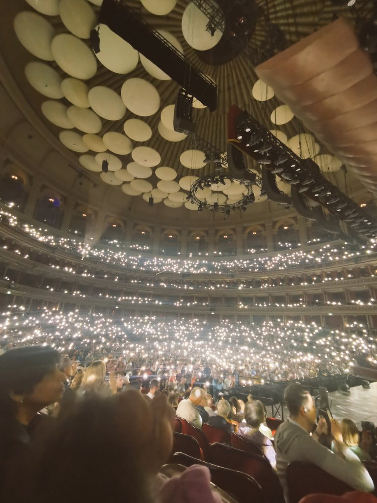 jordandias's tweet photo. Well, that was a truly wonderful @bbcproms with @annalapwood on the @RoyalAlbertHall organ. Interstellar a highlight in a thoroughly enjoyable performance. #bbcproms #prom15 https://t.co/rHSpmMgfWY