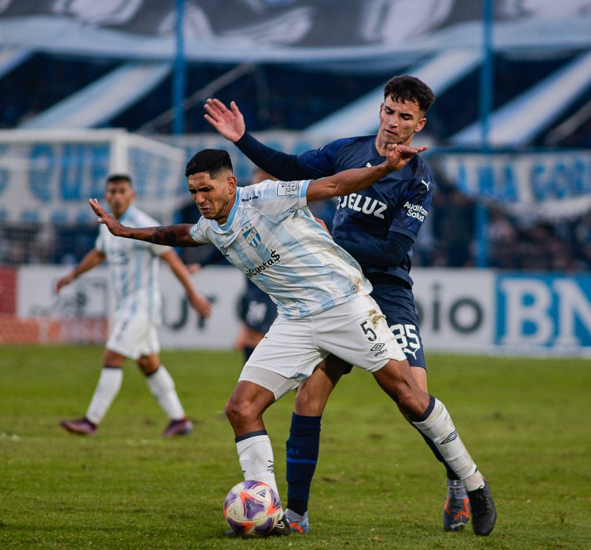 +3 para el deca, a seguir por este camino! 🙌🏾 🔵⚪️
<a href="/ATOficial/">Atlético Tucumán</a> 
<a href="/u_twentytwo_/">Universal Twenty Two</a>