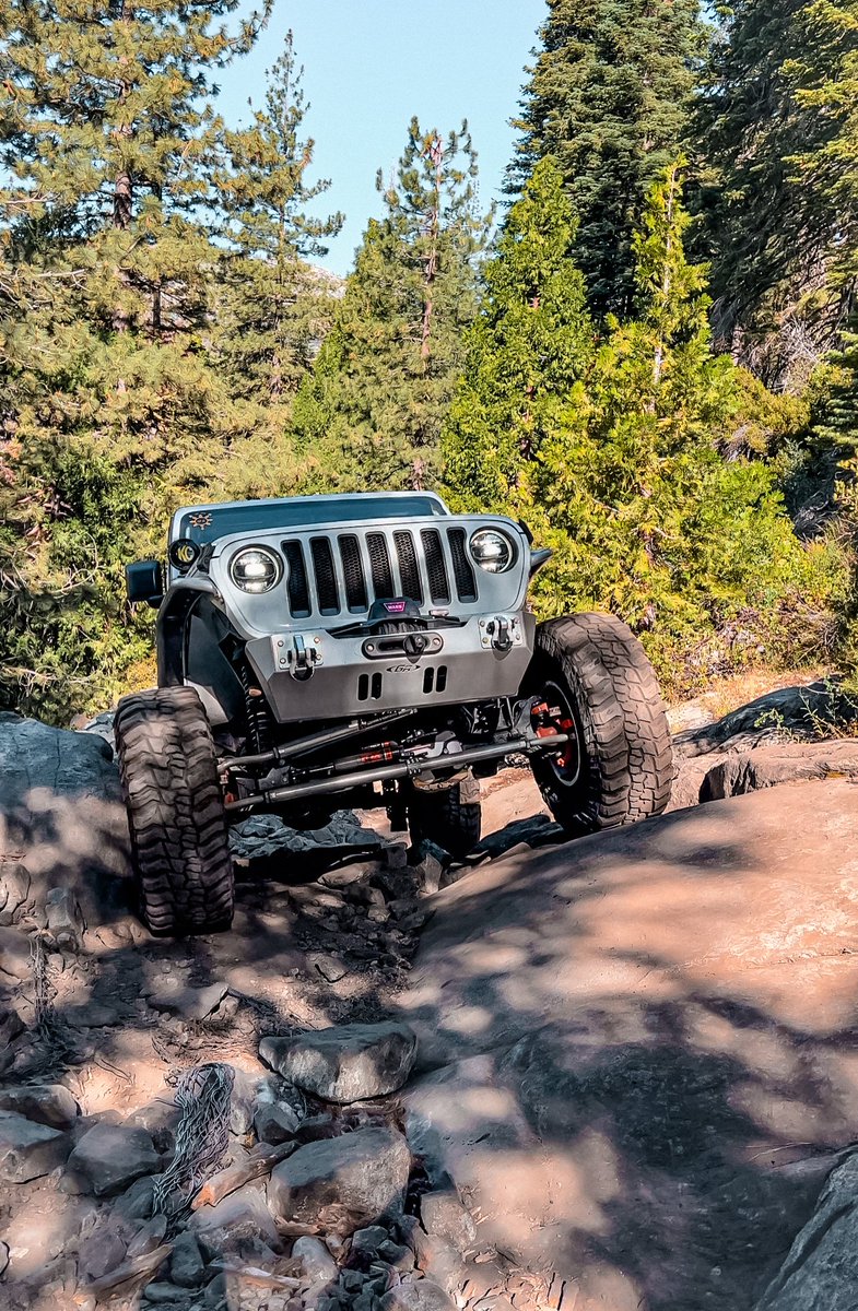 @trail__raiders out there putting our driveshafts to the test. Show of hands 🙋 Who's crushing the trails with our driveshafts? #adamsdriveshaft #adamsfamily #driveshaft #driveshafts #driveshaftporn #jeep #jeepbeef #jeepwrangler #jeeplife #jeepfamily #itsajeepthing #jeepbuilds