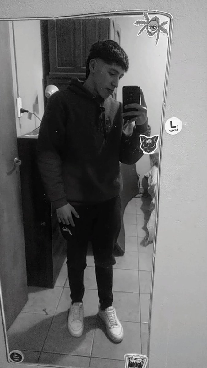 🤟🏽