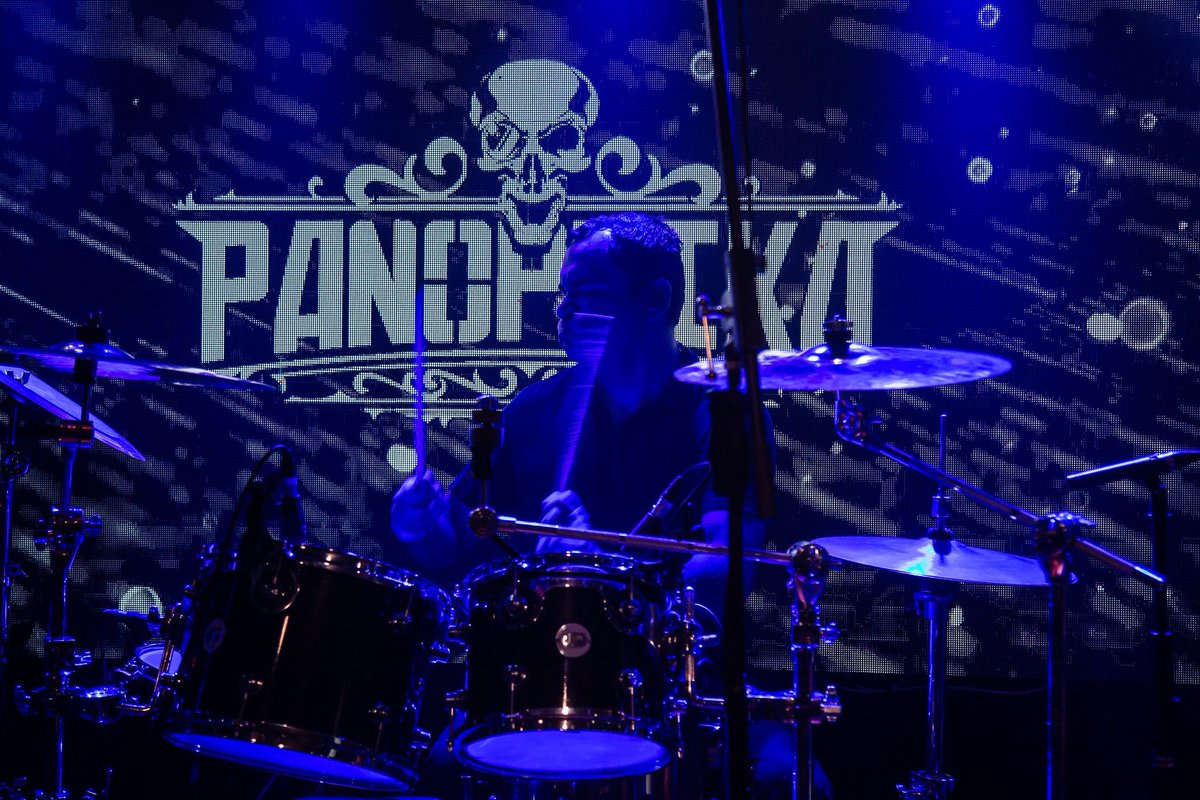 Hoy es el día del baterista!!
Saludos al gran Nestor “Mota” Osorio.