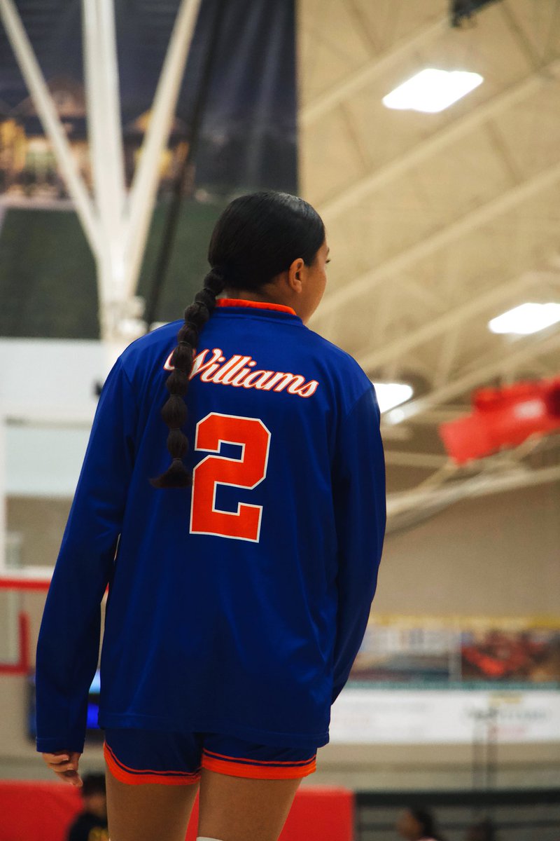 jazzyjazz_2027's tweet photo. I just finished my first big aau season with the best team &amp; coach I possibly could’ve asked for. I had an amazing time with y’all &amp; improved a lot. You guys are a second family to me &amp; I will cherish every moment with you!! Thanks for everything!🧡💙 #khmerballer #hgproud #2 https://t.co/u0NUcx9GLb