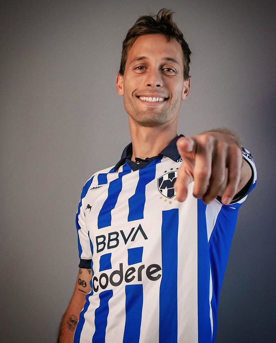 Kraken_TV_News's tweet photo. Te molaría ganar la camiseta versión jugador de el Jugón Sergio El Mago Canales?

Tu tiazo @ElKrakenLive os tiene una sorpresa preparada

Solo debeis dar like, rt y seguirme

Sacaremos ganador el proximo sabado. El ganador será contactado por DM.

Espabila tío!! Participa ahora https://t.co/brmoKXzrOz