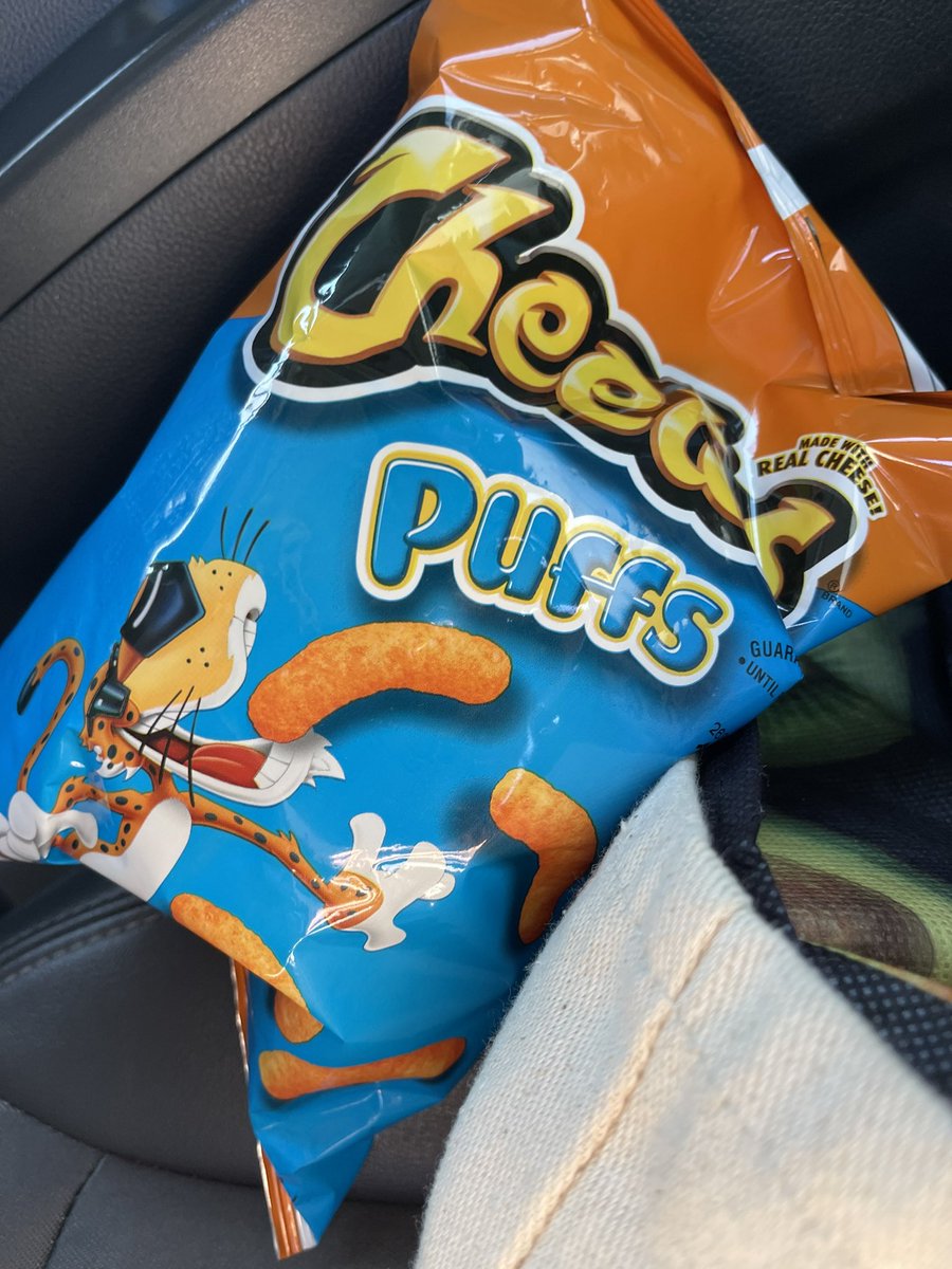 VinsonAmanda's tweet photo. What’s the opposite of going to my new gym to pick up my pass? 

Eating this bag of puffs from the Dollar Tree. 🤡 https://t.co/GjWJIUHiC9