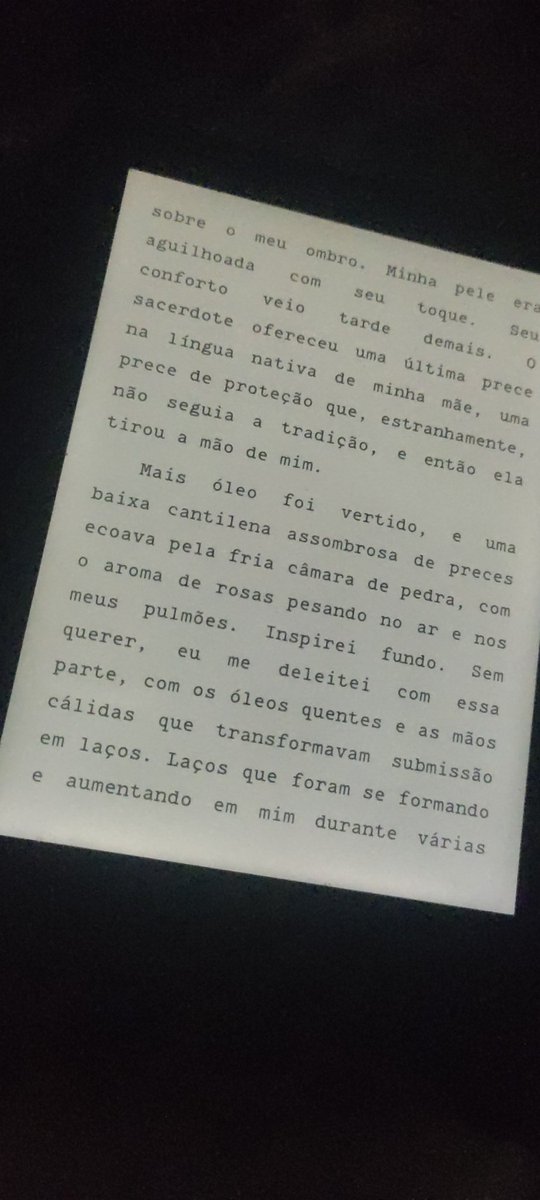 feyrenyx's tweet photo. pq a fonte de kiss of deception ta assimmmm nao consegui de outro jeito https://t.co/9yBMDrwefM