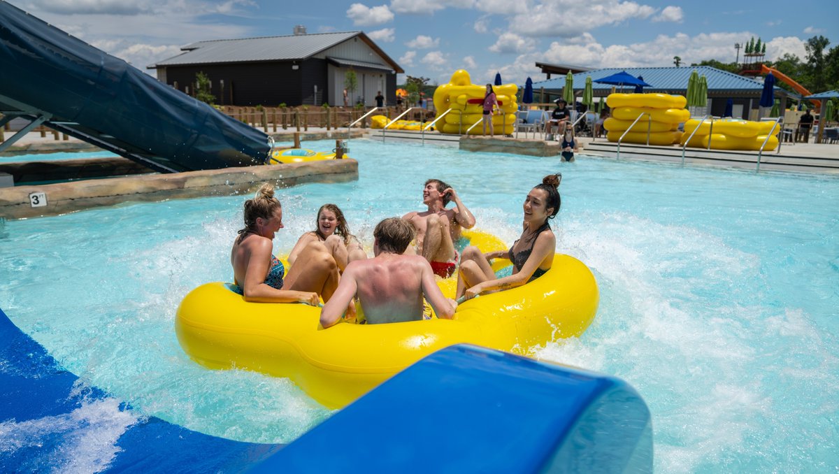 💦⁠ Soaky Mountain Waterpark is MADE for families, which is why we are offering this special promotion!⁠ Get a 4️-Pack of Daily Admission 🎟️ online for $167.96 (That’s only $41.99 per ticket — a total savings of $24!) 💦⁠ 

⁠:⁠soakymountainwaterpark.com/tickets_passes…