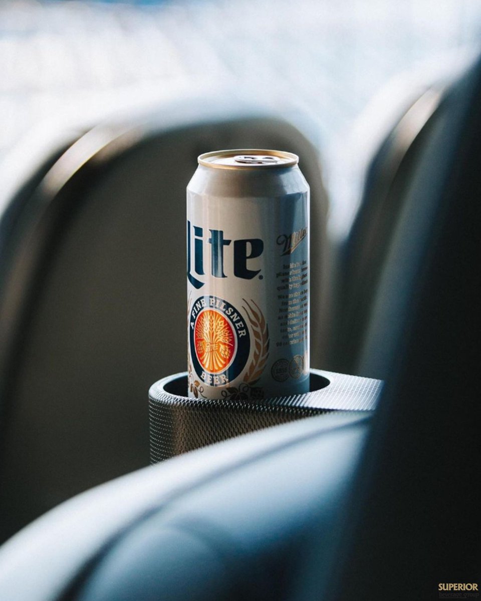 superior_bevgrp's tweet image. Disconnect from everything… except beer

#molsoncoors #millerlite #itsmillertime #mlb #summervibes #baseball #cheers #superiorbeveragegroup #SBG

Drink responsibly, must be 21 years or older.