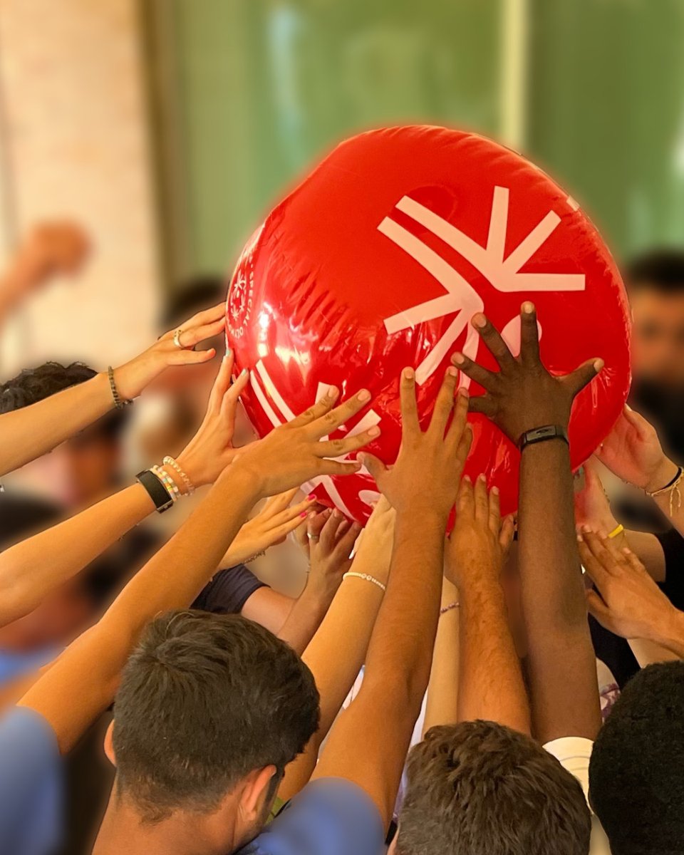 SONorthCarolina's tweet photo. This is the #UnifiedGeneration!

Today, a group of Iraqi youth leaders being hosted by @IntlFocusNC @WorldLearning &amp; the @StateDept joined Unified youth leaders from Green Hope &amp; Panther Creek High Schools. Together, they learned about &amp; discussed inclusion and disability rights! https://t.co/WEkGhSI3IM