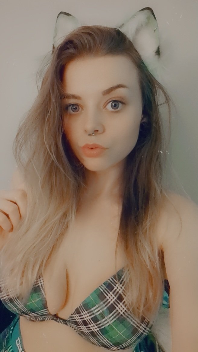 BellaTinaKat's tweet photo. Use me twitter?
https://t.co/MtV4um0f7i
Bellatinacat on Snap!
#onlyfansmodel #camgirlِ #onlyfans #pornhub #animetwt #netflixandchill #onlyfans_girl #cosplayergirl
#VIBE  #SnapchatGirls #kik #onlyfansbabe #twitter  #nsfwtwt #camshow #onlyfanspromo #onlyfansgirl https://t.co/i6PbyVT8ka