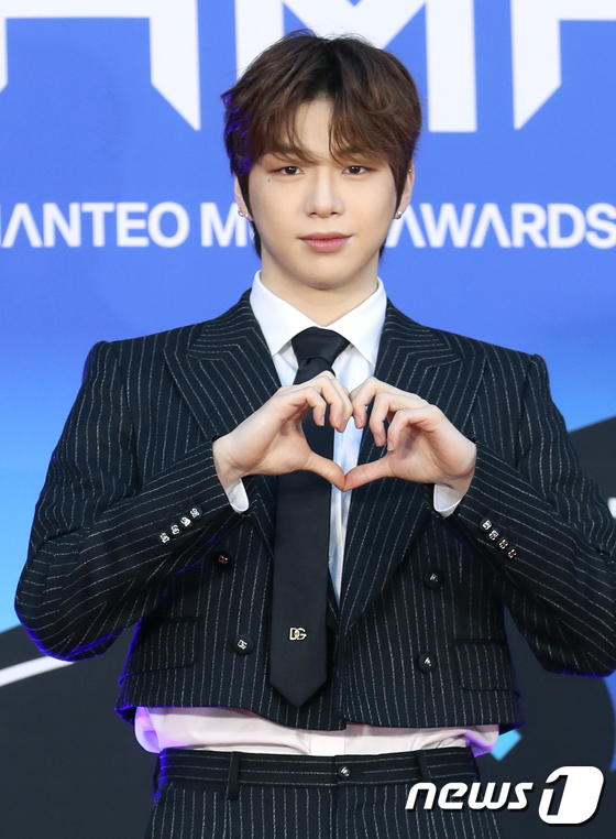 News1Kr's tweet photo. 강다니엘 첫 월드투어, 영화로 개봉…30개국 상영 #뉴스1 

👀기사 읽기
https://t.co/3mTLgSoSSb

강다니엘의 첫 월드투어가 스크린으로 그 열기를 이어간다.

#강다니엘 #KANGDANIEL https://t.co/q90k7jlORU