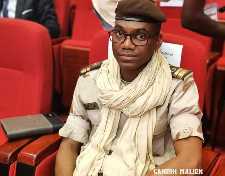 ChoguelKMaiga's tweet image. Les sanctions contre nos vaillants officiers, Colonel Sadio CAMARA, Ministre de la défense, General Alou Boï DIARRA, Colonel Adama BAGAYOKO, n’ont d’autres objectifs que de divertir le peuple malien. 
Rien ne nous détournera du chantier de la refondation du Mali. 
#SOUTIEN_TOTAL