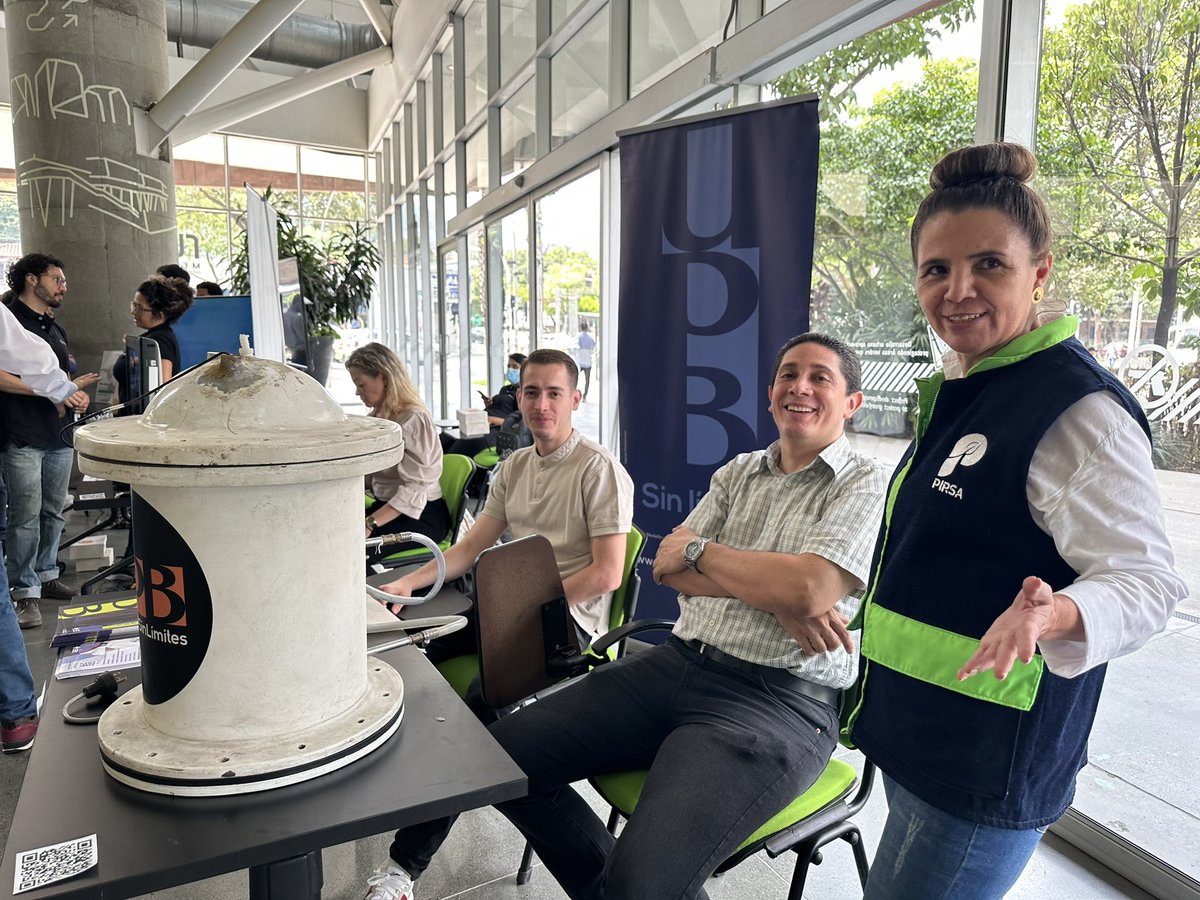Ruta_N's tweet photo. ¡Somos la casa de los grandes eventos de ciencia, tecnología e innovación! 

100 empresas y emprendimientos se postularon a nuestro Showroom de Soluciones en Servicios Públicos en compañía de @EPMestamosahi, y 30 fueron los seleccionadas para mostrar sus soluciones. https://t.co/9moxlfmHGt