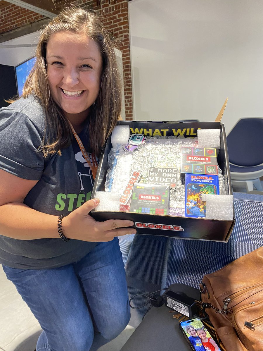 MathUpToParr's tweet image. I hope our TCM kids are ready to create their own video game this year with @bloxels, because I just won a kit at @STEMCampEdu!! It has been a great experience, and we learned so much!