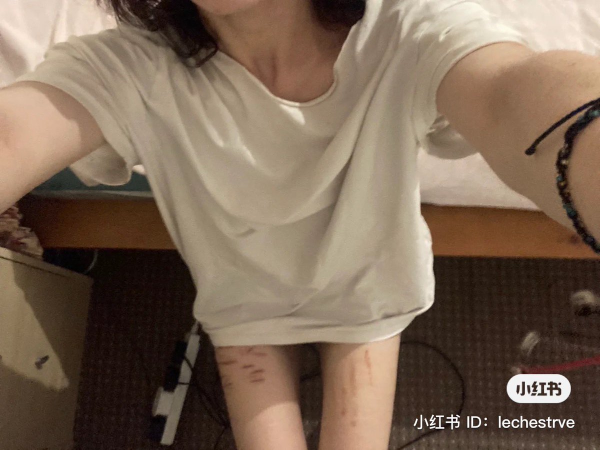 THINSPOFLIX's tweet image. 