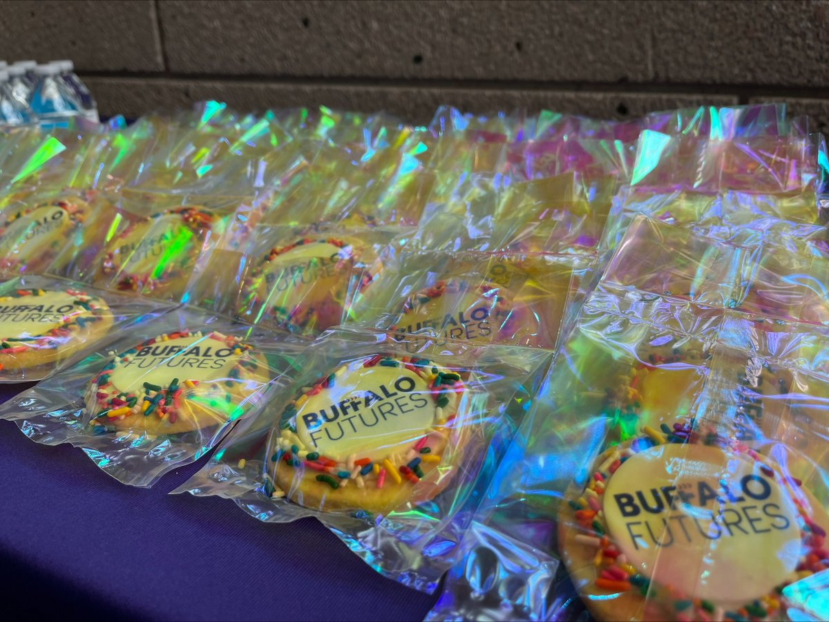 Today, Buffalo Futures celebrated its launch at SUNY Erie's Flickinger Center. The program connects young people with high-demand career pathways that offer family-sustaining wages and low barriers to entry. 
#BuffaloFutures #CareerPathways