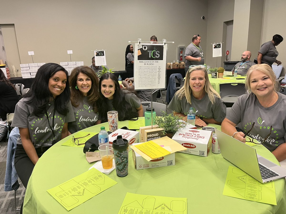 kristigarcia2's tweet image. Enjoyed a day of learning and growing yesterday with the best @TCSBoardofEd Leadership Retreat! Thankful for these coworkers/friends! @TCSESL #amazingtothecore