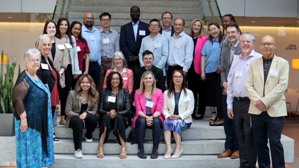calgaryeconomic's tweet photo. Calgary is a future-focused city where everyone can grow their careers. ✏️ Graduates from the third cohort of EDGE UP 2.0 have recently joined Calgary's #tech talent pool with skills in data analytics. Read more ➤ https://t.co/FOrcbdtLHz #EDGEUP #NewEconomy https://t.co/UiRL6O9iep