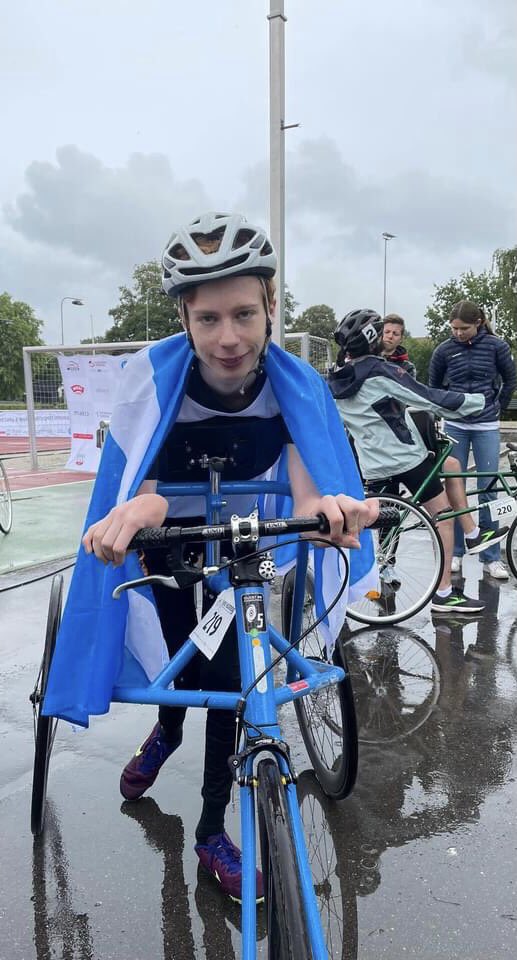 Gav_DrysdaleRR's tweet photo. Huge congratulations to @MatthewDoig1 and Ian Duncan who won 7 medals for Scotland at the @WorldAbilitysp International Frame Running Championships in Copenhagen this past week! 🏴󠁧󠁢󠁳󠁣󠁴󠁿🇩🇰

Matthew - 🥈🥈🥉 in T72 senior category 🥳
Ian - 🥇🥇🥇🥇 in T72 U14 category 🥳 https://t.co/rj3YbawZGM