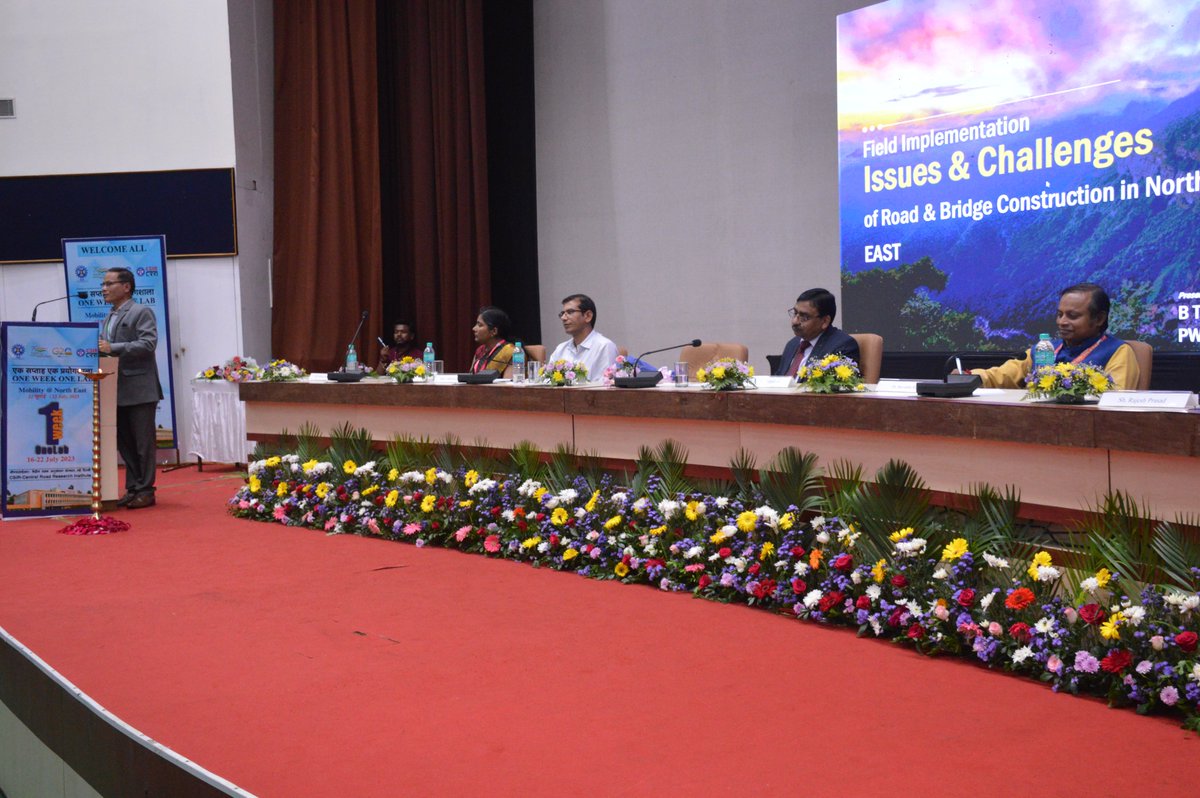 CSIRCRRI's tweet photo. Discussion on #FieldImplementationIssues in #RoadandBridge Construction by Shri Beda Thongani, CE PWD, #Meghalaya was thought-provoking. Infrastructure development plays a crucial role in the #NorthEast!
#InfrastructureChallenges #RoadConstruction #CSIRInnovates #InnovativeTech https://t.co/QfctsUfLdG