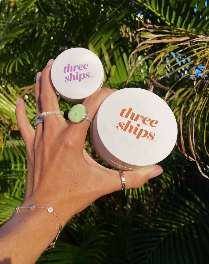 Introducing your ultimate summer skincare duo: Brighter Days Biodegradable Eye Masks and Superfruit Exfoliating AHA Mask! ☀️ These rejuvenating treatments will help keep your skin radiant all summer long. Grab them in a bundle and save 20% off!
l8r.it/sYof