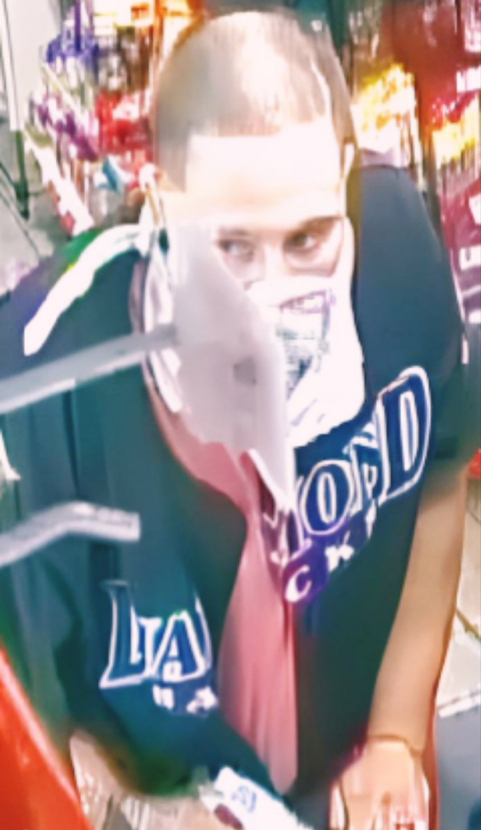 Tucson_Police's tweet photo. Last Wednesday night (7/19), the pictured suspect entered the Speedway Gas Station near E. Broadway &amp; S. Wilmot Rd. He was armed w/a silver pistol &amp; fled on foot after the robbery. 

He has tattoos on his right forearm &amp; left calf. Call 911 or 88-CRIME w/info. @88CrimeTucson https://t.co/H4DsKN1Tlg