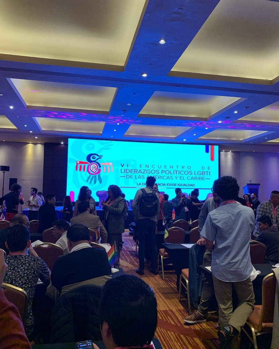 YaajMexico's tweet photo. ✍️✨De la pluma de: @A_F_Angarita
VI ENCUENTRO DE
LIDERAZGOS POLÍTICOS LGBTI
DE LAS AMÉRICAS Y EL CARIBE
#liderazgoslgtbi #mexico #outbright #lgtbiq🏳️🌈 #diversidaddominicana #caribeafirmativo #somoscdc #yaaj #promsex #voteglbt #iam https://t.co/eRrWhxzdil