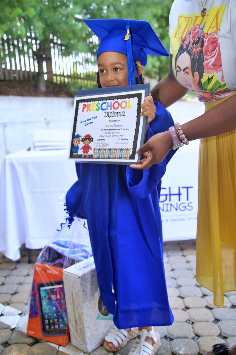 BrightBeginDC's tweet image. Congratulations to our little graduates! 🎓🌟 As they spread their wings and take their first steps into the world, we know they'll shine brightly in everything they do. 😊🌈

 #BrightBeginnings #PreschoolGraduation #EarlyChildhoodEducation #Headstart #Ward7 #Ward8