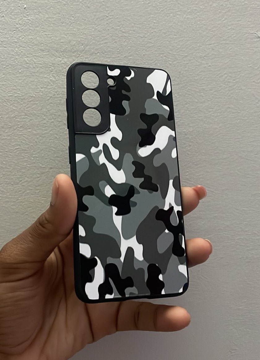 justincasett's tweet photo. We now offer 40 different Samsung models in our collection 🤩. No discrimination here!

Ready to have a case as unique as you are and join our custom case gang? Click the link to order: https://t.co/XdlXogwGzQ https://t.co/niZoO36JKn