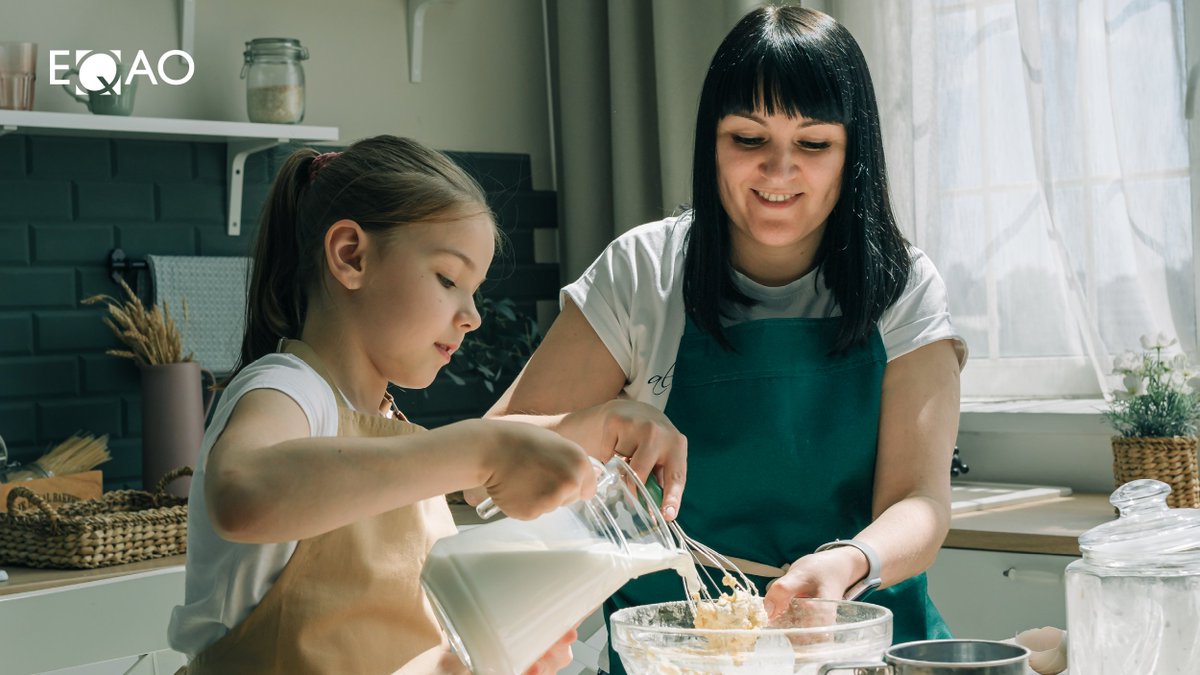 eqao's tweet image. Summer is the perfect time to have fun while sharpening your #MathSkills! 🌞 Whether you’re building sandcastles at the beach or measuring ingredients for a delicious recipe, there are countless opportunities for #MathLearning! 🔢