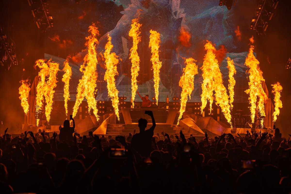 ILLENIUM's tweet photo. HOLY SHIT!! The US leg of my new live show is officially done! We’ve been working on this show since October last year and I couldn’t be happier with how it turned out. I’m so lucky to be surrounded by such talented and amazing people, from the band to my crew, everyone absolutely crushed this shit. Thank you so much for everything fam! I love you so much! We’ll be back soon!! ❤️❤️

📷: @rukes