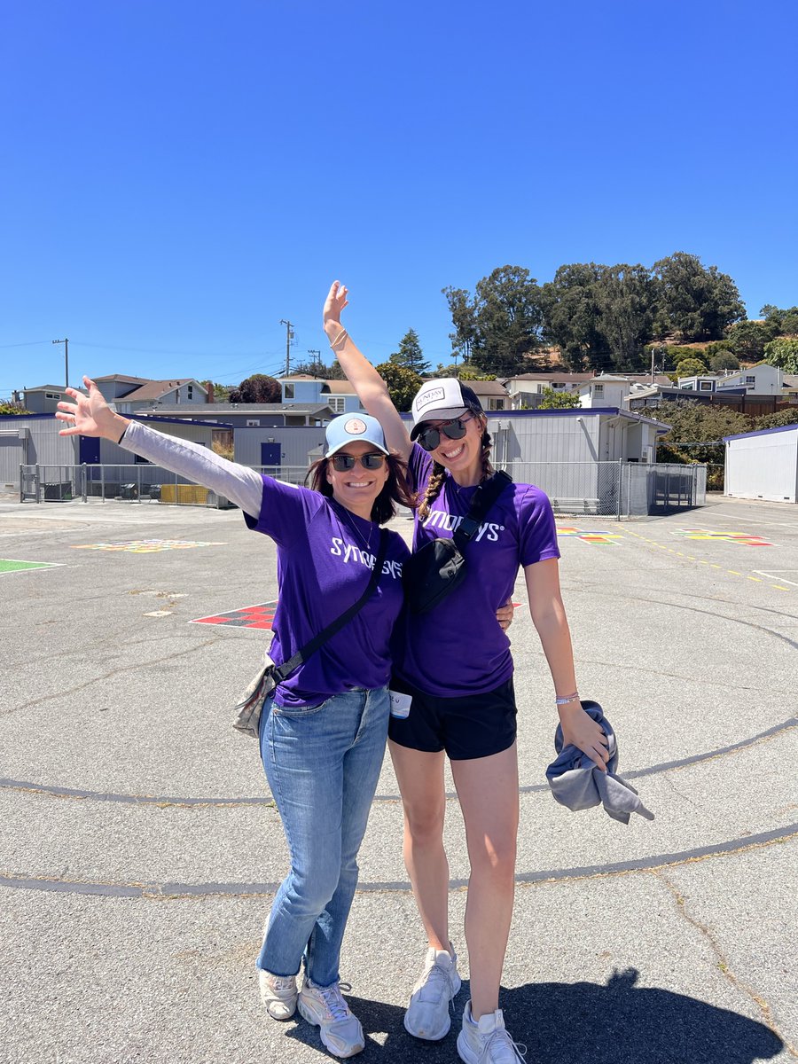 Synopsys's tweet photo. Thank you to our amazing interns in Sunnyvale who showed up to volunteer and help beautify a local elementary school’s blacktop, painting the basketball court, map of the US and building storage sheds for recess supplies 🎨 #Synopsys4Good #LifeAtSynopsys https://t.co/38p0SpBO9P
