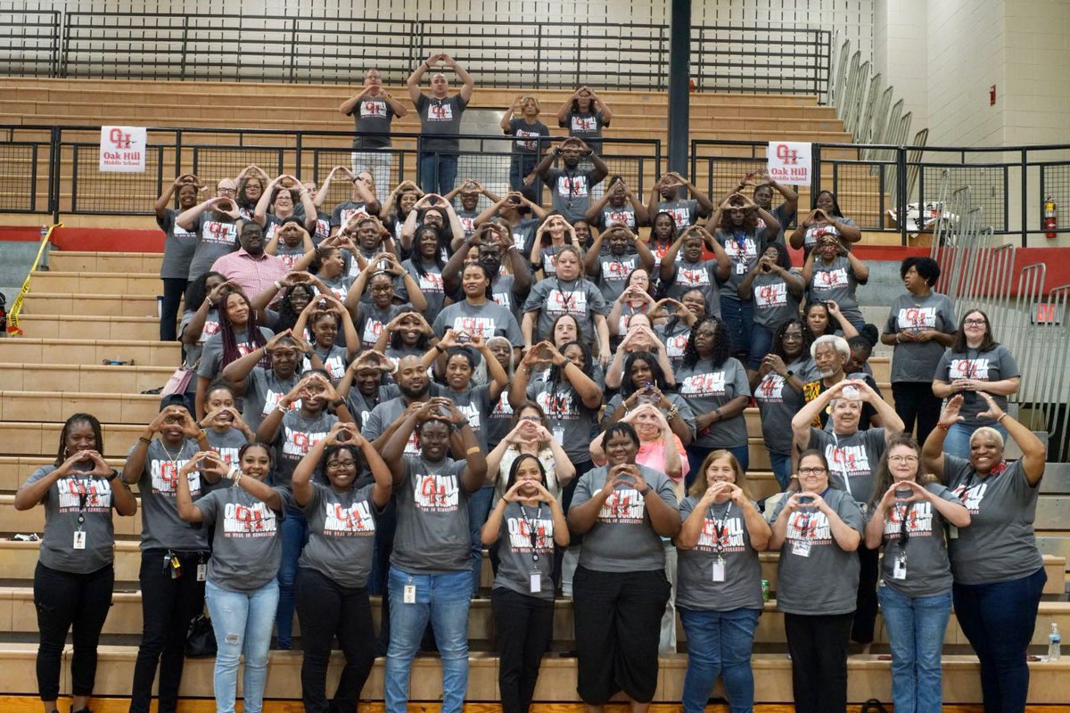 SeticiaSmith's tweet photo. Welcome Back!  @Baldwin_Cty_BOE Great Keynote speaker @TWSE05 “ The Willie Spears Experience “ My favorite of the 5 songs to remember , Moncia “ Don’t take it personal” @Oak_Hill_Middle annual rock, paper, scissors challenge! #ExcellenceistheGoalbutGreatnessisTheStandard https://t.co/C0bgK762Lv