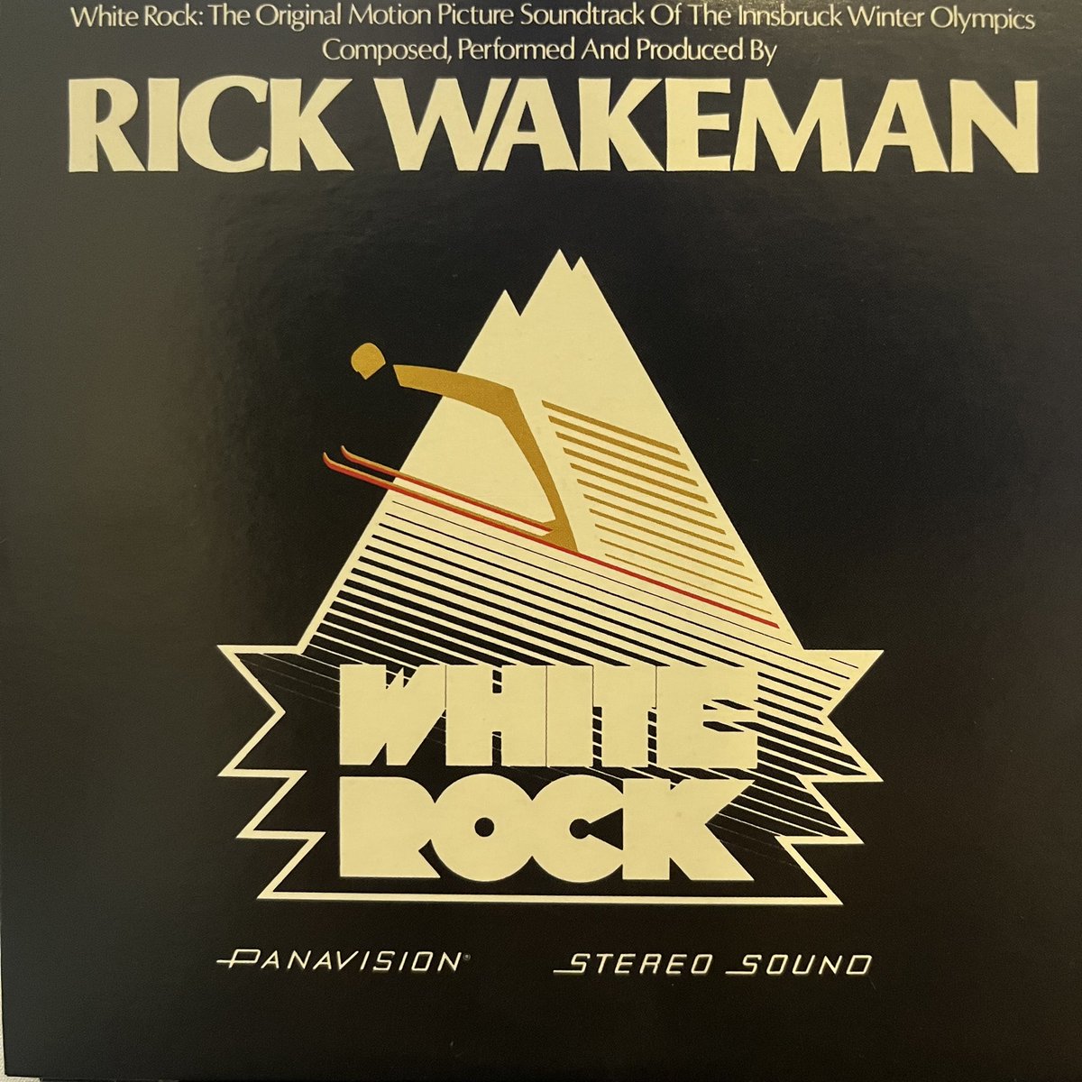 #NowPlaying Rick Wakeman - White Rock

Definitely stands out from the rest of the boxset due to being a soundtrack. Lacking a coherent musical structure and band it took a few listens but it has grown on me. 

Thoughts on this one?

#rickwakeman #prog #progrock #70smusic