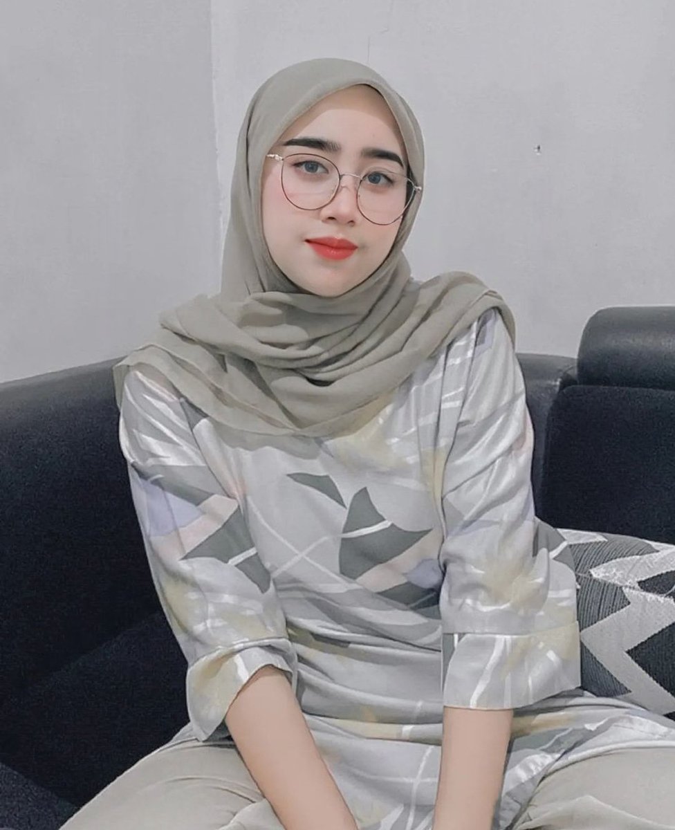 realcrowdtrust's tweet photo. Udah siap di jilmek aku mas 🥰

Instagram ku @sundarifitriani8 https://t.co/GCIsnolxVj