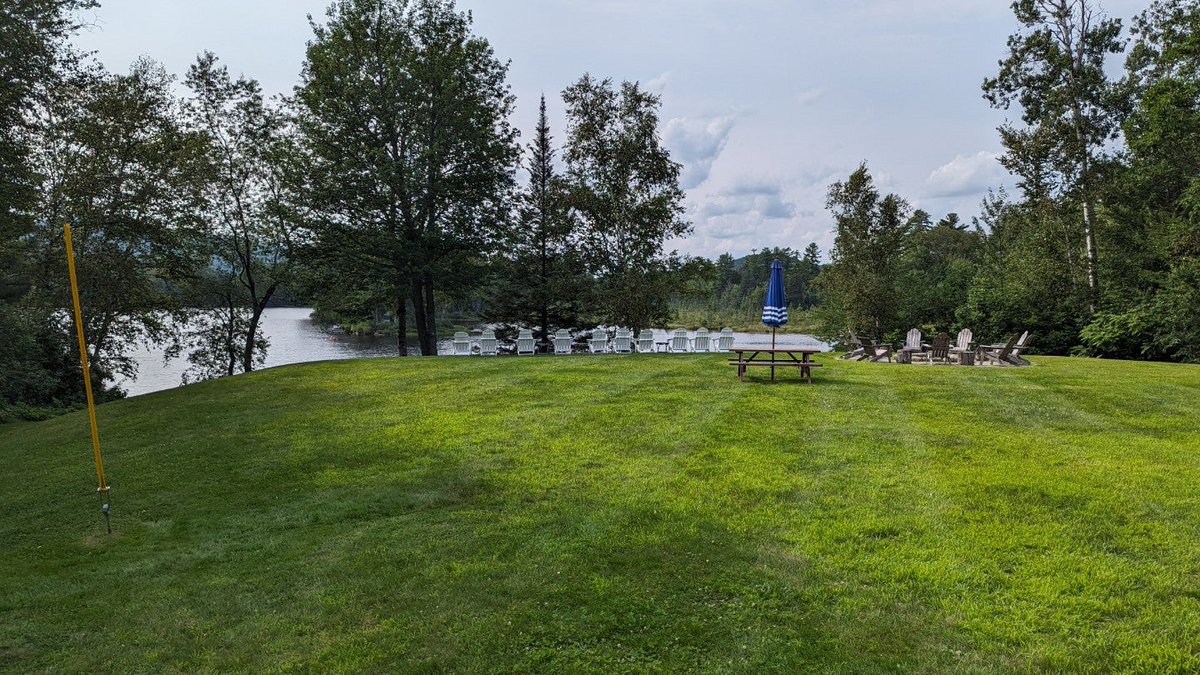 SilverFear's tweet photo. What a view from the Selma Cottage! (@ Mirror Lake in Whitefield, NH) https://t.co/2pyyamisx7 https://t.co/V2GgTnKa6p