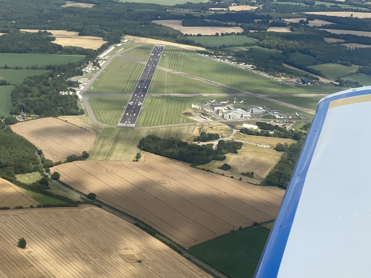 Afternoon, @soaringglider 
Lasham airfield looking good today as I headed home in the PA28 following a day out at Lee on the Solent