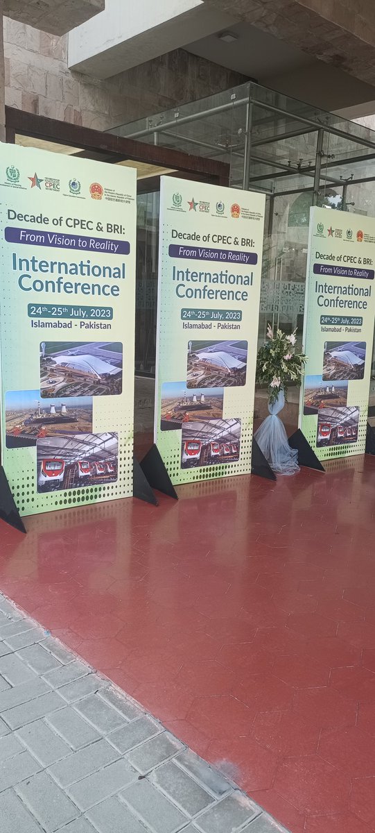 nadiaangel100's tweet photo. The potential of #CPEC extends beyond Pakistan's borders, benefiting the entire region. Let's hope it fosters peace, stability, and economic growth for all involved.#PakistanGovernanceForum
#PGF2023 #CPEC2023 #CPEC10YEARS #InternationalConferenceCPEC #CPEC2023
@asimnyazee https://t.co/clvF6dgWz4
