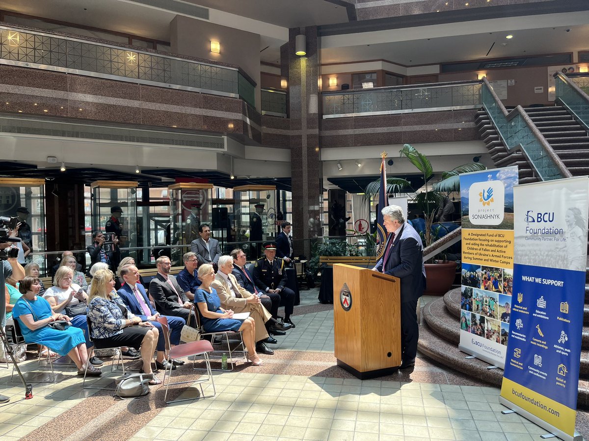 TPSMyronDemkiw's tweet photo. If you weren’t able to attend today’s book launch @TorontoPolice HQ but would still like to donate, you can do so by visiting https://t.co/rS396ekRbk and select ‘Project Soniashnyk Fund.” 

Here is a link, if you want more information on the fund:  https://t.co/50oCPsbXsW https://t.co/4k1U4llApU