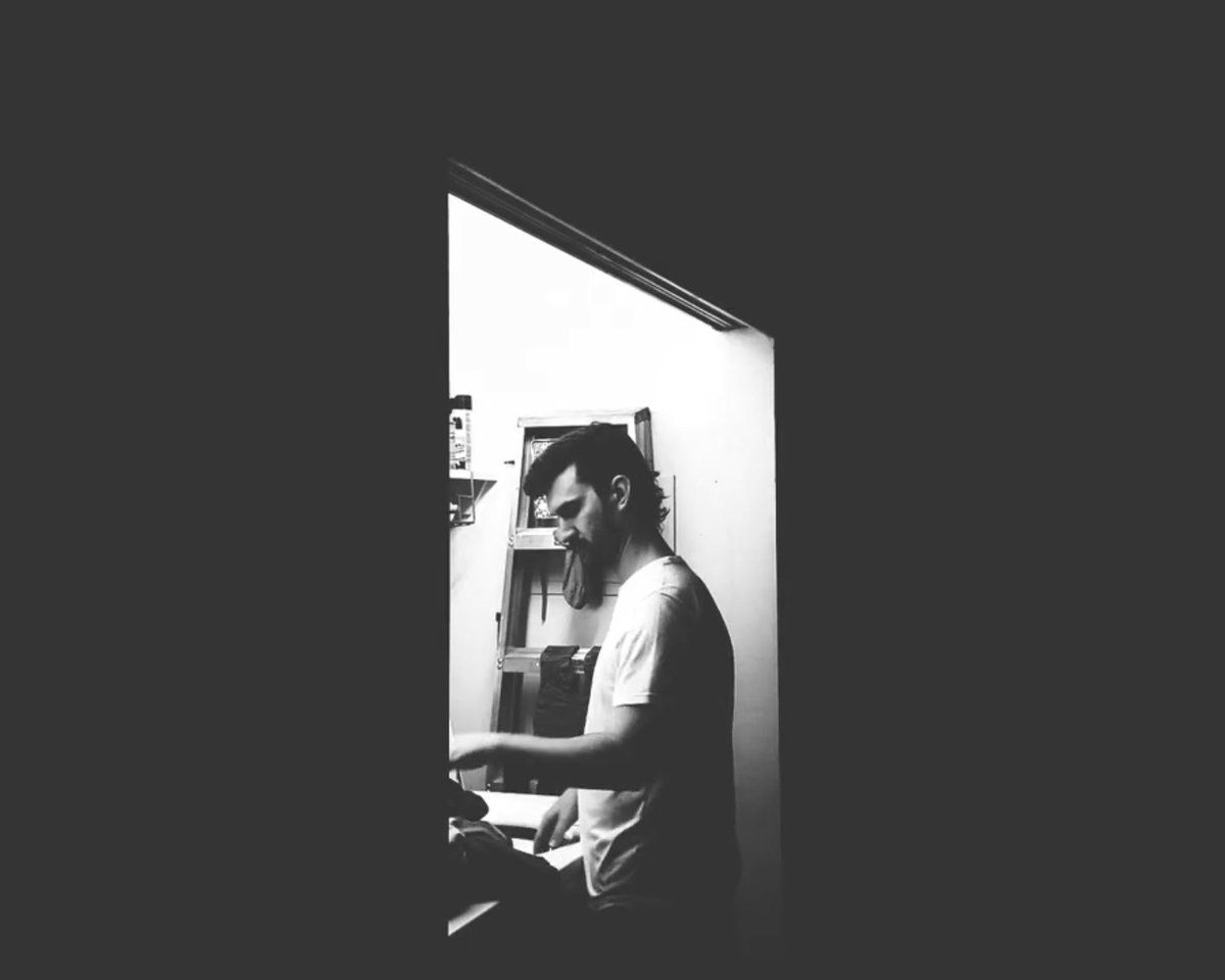 MatthewCutchen's tweet photo. ✨ NIGHT LAUNDRY is 2 YEARS OLD ✨

This was the 2nd short film I released and it’s about a guy doing laundry at night.

Things get metaphysical.
.
.
.
.
#shortfilm #indiefilmmaker #laundry https://t.co/4oCgeNyQJA